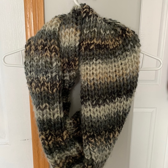 Infinity Scarf - Picture 2 of 2
